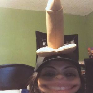 Meet your Posher, Lupe